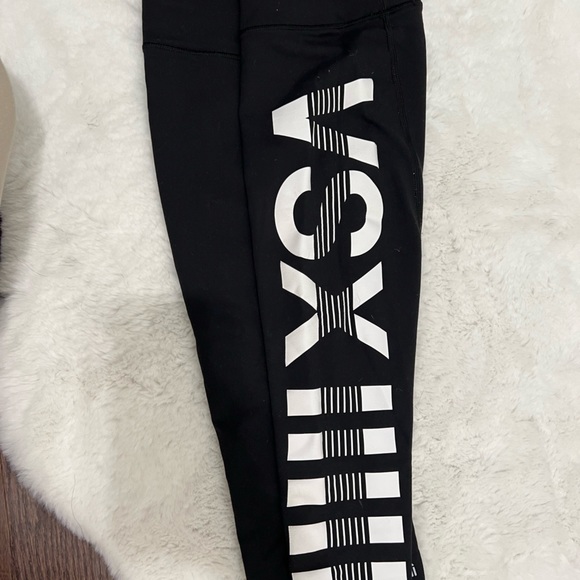 Victoria’s Secret leggings - Picture 1 of 4